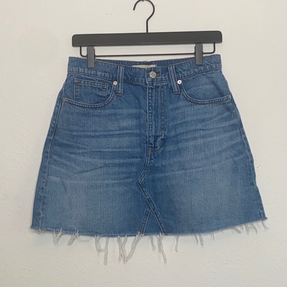Madewell Women's Denim Mini Skirt Raw Hem 100% Cotton Pockets size 27 - Picture 2 of 7